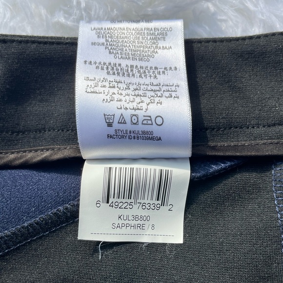 BCBG GENERATIONS BLACK AND BLUE COLOR BLOCK SKIRT SIZE 8 - Picture 4 of 7